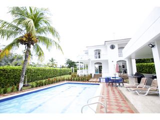 Foto 2 de Venta de casa en El Carmen de Apicala, Tolima