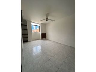 Foto 8 de Apartamento en arriendo barrio Altos del Limon