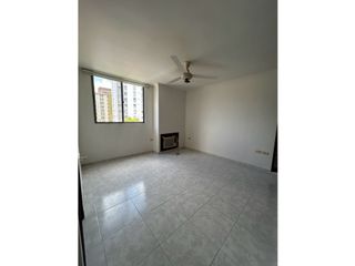 Foto 10 de Apartamento en arriendo barrio Altos del Limon