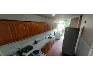Foto 10 de CASA EN ALQUILER SANTA GEMA LAURELES MEDELLIN AVENIDA 80 CON 33