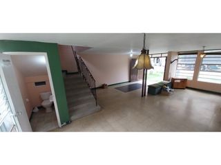 Foto 4 de CASA EN ALQUILER SANTA GEMA LAURELES MEDELLIN AVENIDA 80 CON 33