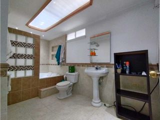 Foto 3 de Vendo o permuto Apartamento Suramericana 189,mts