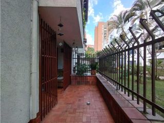Foto 15 de Vendo o permuto Apartamento Suramericana 189,mts