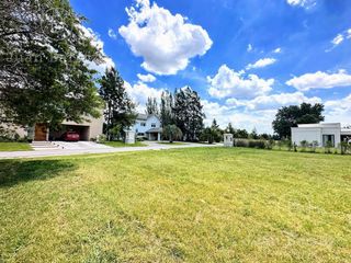 Foto 15 de Lote en venta de 1034.16m2 en San Eliseo Country Golf en San Vicente - Canning.