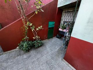 Foto 9 de Casa en venta - 2 Dormitorios 1 Baño - Cochera - 191Mts2 - Temperley