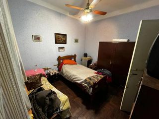 Foto 14 de Casa en venta - 2 Dormitorios 1 Baño - Cochera - 191Mts2 - Temperley