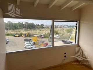 Foto 1 de Oficina en Venta en Riviera Park