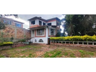 Foto 1 de Venta de casalote de 2500 M2 en 650 mill en Mesitas del Colegio Cund