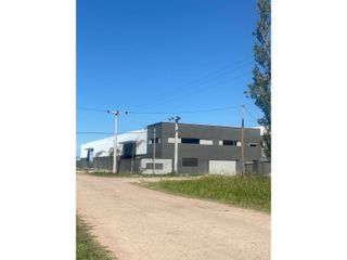 Foto 7 de GALPON EN ALQUILER-ZONA INDUSTRIAL-Roldan