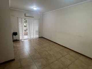 Foto 5 de Departamento en alquiler en Lanus Oeste