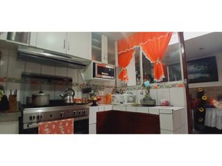 Foto 6 de Venta de Casa de 3 Pisos en Condominio – San Miguel