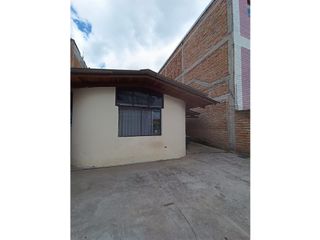 Foto 1 de Inversión inteligente en el corazón de Cayambe!!, Terreno con Casa!!