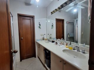 Foto 9 de Venta Departamento 4 dorm, km 2.5 Vía Samborondón  RRR
