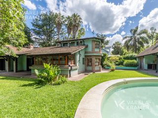 Foto 45 de Casa en venta en Don Torcuato con jardin y pileta