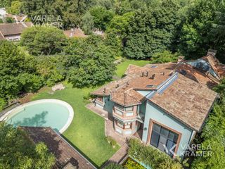 Foto 46 de Casa en venta en Don Torcuato con jardin y pileta