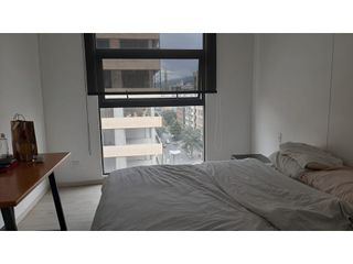 Foto 9 de Moderno apartamento con balcón para arriendo en Chicó