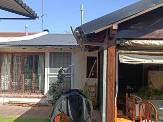 Foto 23 de Casa en venta en Parque Johnston