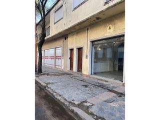Foto 3 de Importante propiedad en venta en la esquina de Yrigoyen y Eva Perón