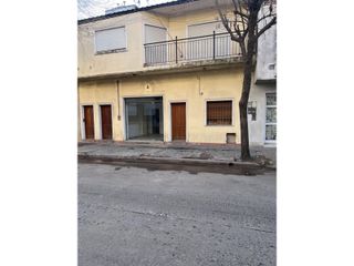 Foto 4 de Importante propiedad en venta en la esquina de Yrigoyen y Eva Perón