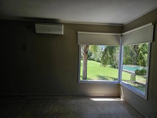 Foto 5 de CASA A LA VENTA NIVEL EJECUTIVO DE 3 DORMITORIOS COUNTRY CHACRAS DEL VALLE NUEVO