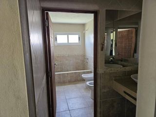 Foto 6 de CASA A LA VENTA NIVEL EJECUTIVO DE 3 DORMITORIOS COUNTRY CHACRAS DEL VALLE NUEVO