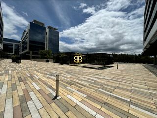 Foto 18 de SE VENDE MAGNFICA OFICINA EN SABANA PARK CAJIC