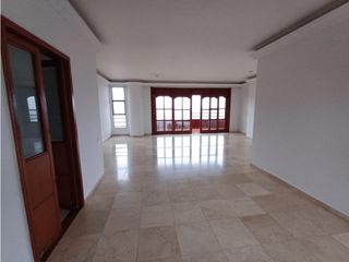 Foto 3 de Se vende Apartamento en Ciudad Jardin
