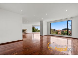 Foto 3 de Se Arrienda Excelente Apartamento en rosales, Bogota.