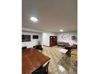 Foto 5 de ALQUILER POR TEMPORADA - TRES AMBIENTES CON BALCÓN, COCHERA Y WIFI
