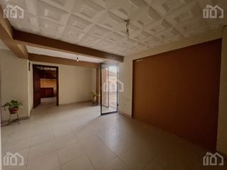 Foto 9 de CASA RENTERA CON LOCAL COMERCIAL GUALACEO