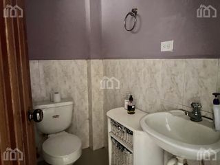 Foto 5 de CASA RENTERA CON LOCAL COMERCIAL GUALACEO