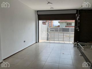 Foto 5 de LOCAL COMERCIAL EN ARRIENDO EN AV 10 DE AGOSTO
