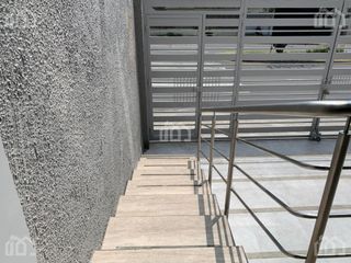 Foto 13 de LOCAL COMERCIAL EN ARRIENDO EN AV 10 DE AGOSTO