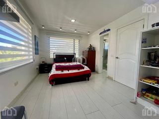 Foto 19 de CASA VENTA EL CONDADO