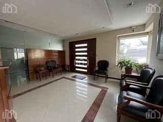Foto 4 de CASA  DE RENTA LA FLORESTA