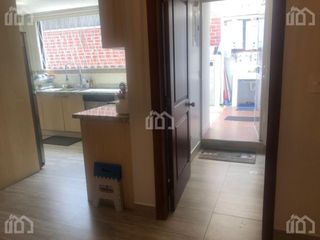 Foto 2 de CASA EN VENTA SECTOR EMBAJADA AMERICANA