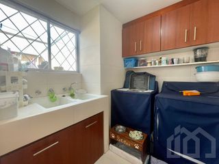 Foto 8 de CASA DE VENTA EN QUITO