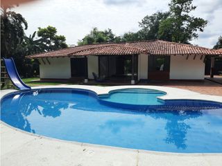 Foto 1 de CASA CAMPESTRE EN VENTA O ARRIENDO EN VANGUARDIA Villavicencio