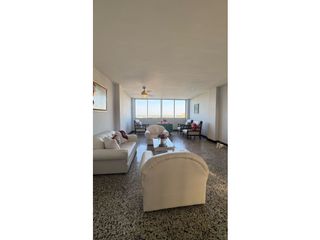 Foto 10 de SE VENDE APARTAMENTO EN EL VIEJO PRADO