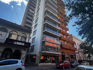 Foto 1 de Departamento en  VENTA