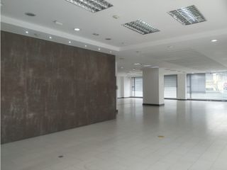 Foto 2 de 12 de Octubre, Local Comercial en Renta, 460m2, 6 Ambientes