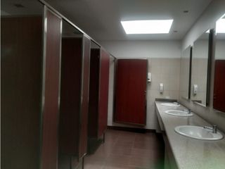 Foto 10 de 12 de Octubre, Local Comercial en Renta, 460m2, 6 Ambientes