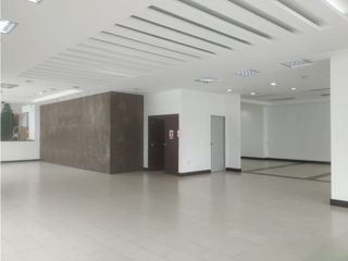 Foto 1 de 12 de Octubre, Local Comercial en Renta, 460m2, 6 Ambientes