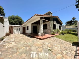 Foto 3 de Casa en Alquiler Rosario, Alberdi.
