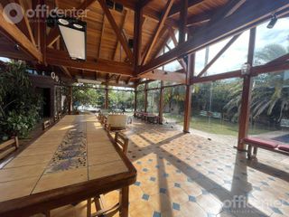 Foto 8 de Casa en Alquiler - Cerro de las Rosas - Zona Norte