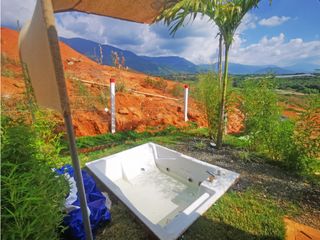 Foto 15 de CABAÑA EN VENTA, EL CERRITO, SANTA ELENA, VALLE DEL CAUCA