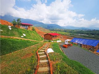 Foto 1 de CABAÑA EN VENTA, EL CERRITO, SANTA ELENA, VALLE DEL CAUCA