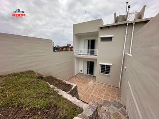 Foto 12 de Impecable Duplex en venta en Los Perales