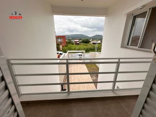 Foto 25 de Impecable Duplex en venta en Los Perales