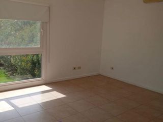 Foto 6 de Casa en alquiler en Santa Ana  Moreno